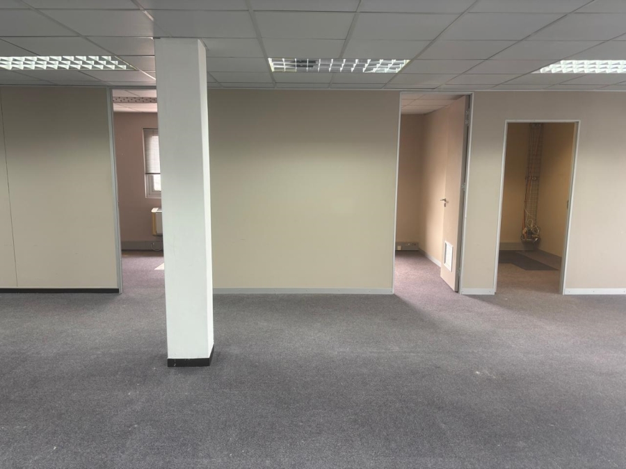 To Let Commercial Property for Rent in Rosendal Western Cape